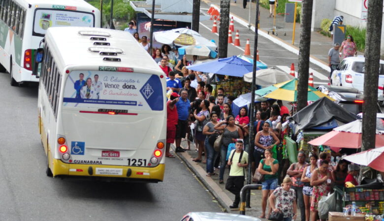 Prefeitura dorme no ponto e vem novo aumento de passagem